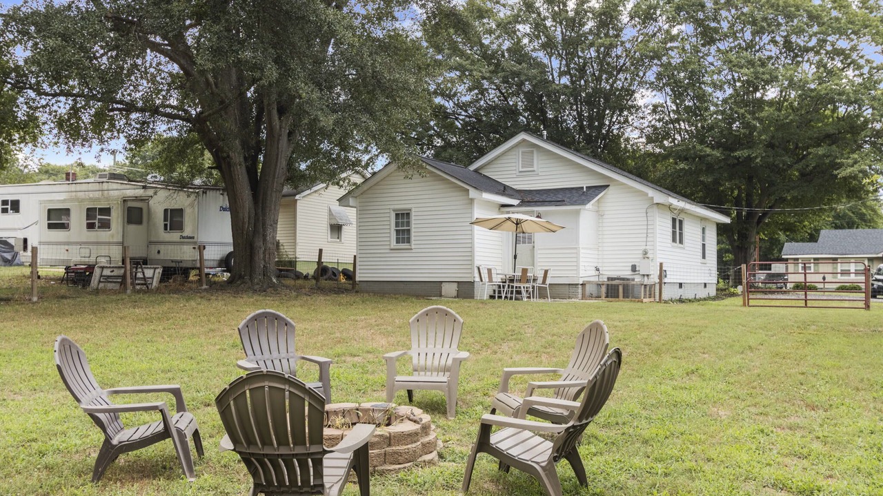 Photo of Outdoor in Greer