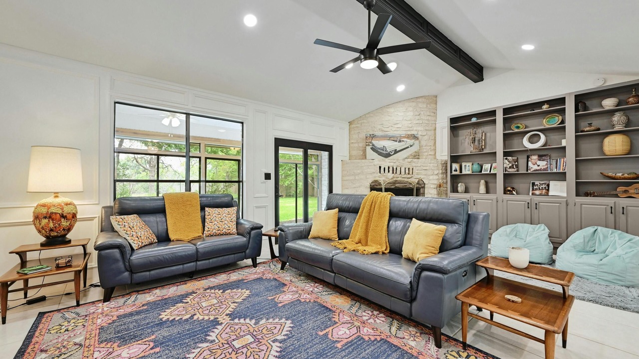 Photo of Livingroom in Manchaca