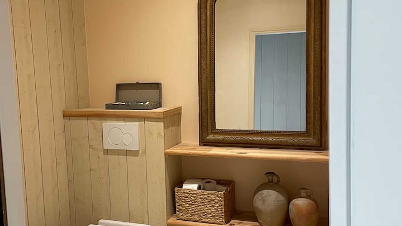 Photo of Bathroom in Vouzeron