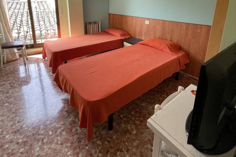 Photo of Bedroom in Cirat