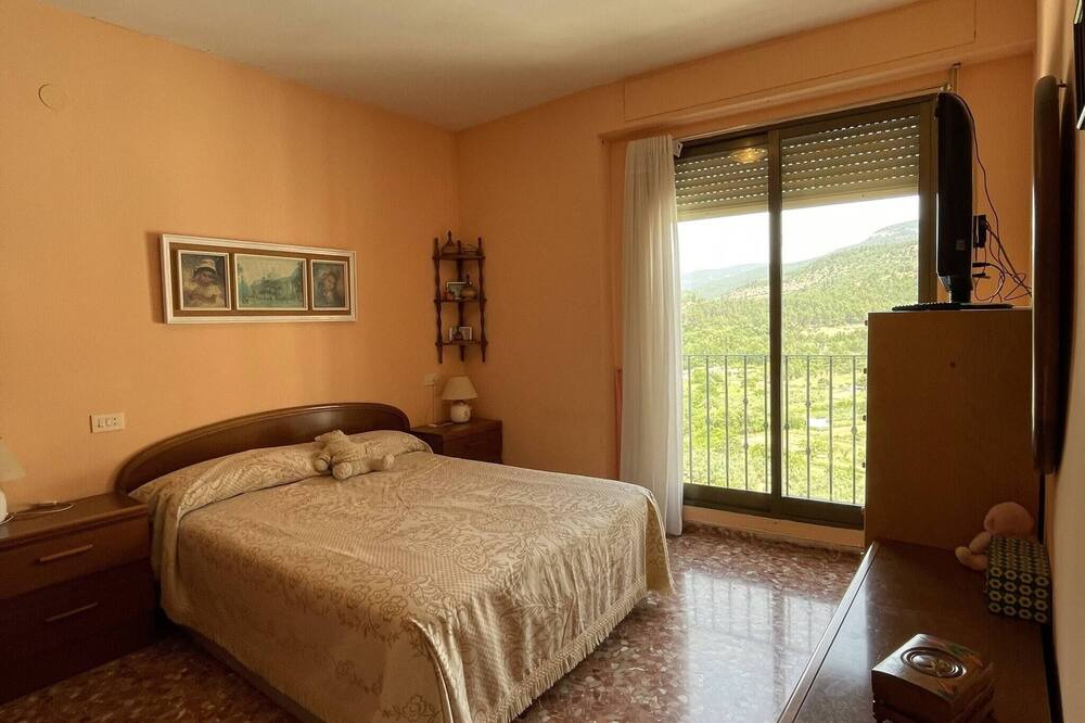 Photo of Bedroom in Cirat