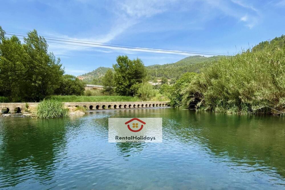 Photo of Others in Cirat