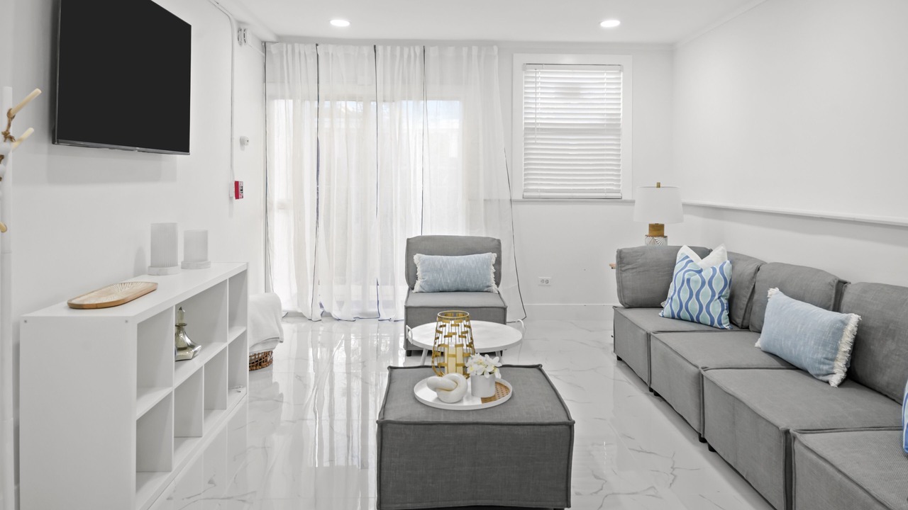 Photo of Livingroom in Coral Terrace