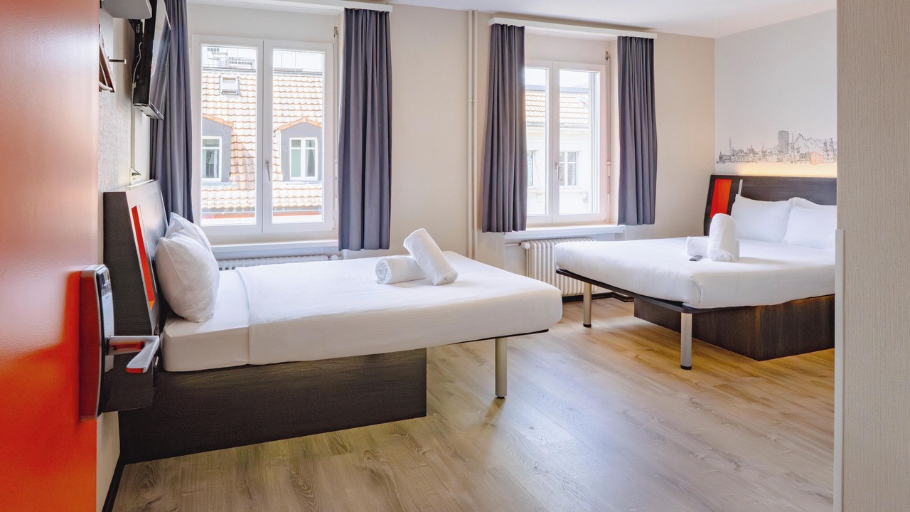 Photo of Bedroom in Center