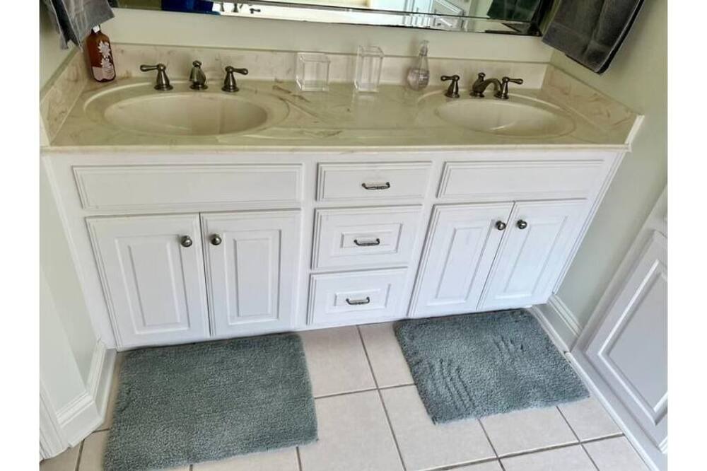 Photo of Bathroom in Shreveport