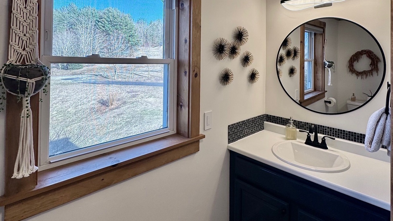 Photo of Others in Lyndon