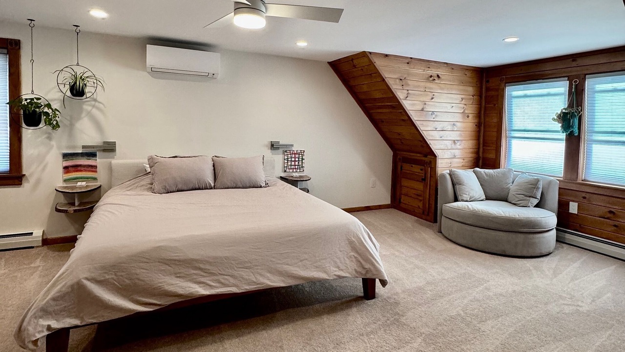 Photo of Others in Lyndon