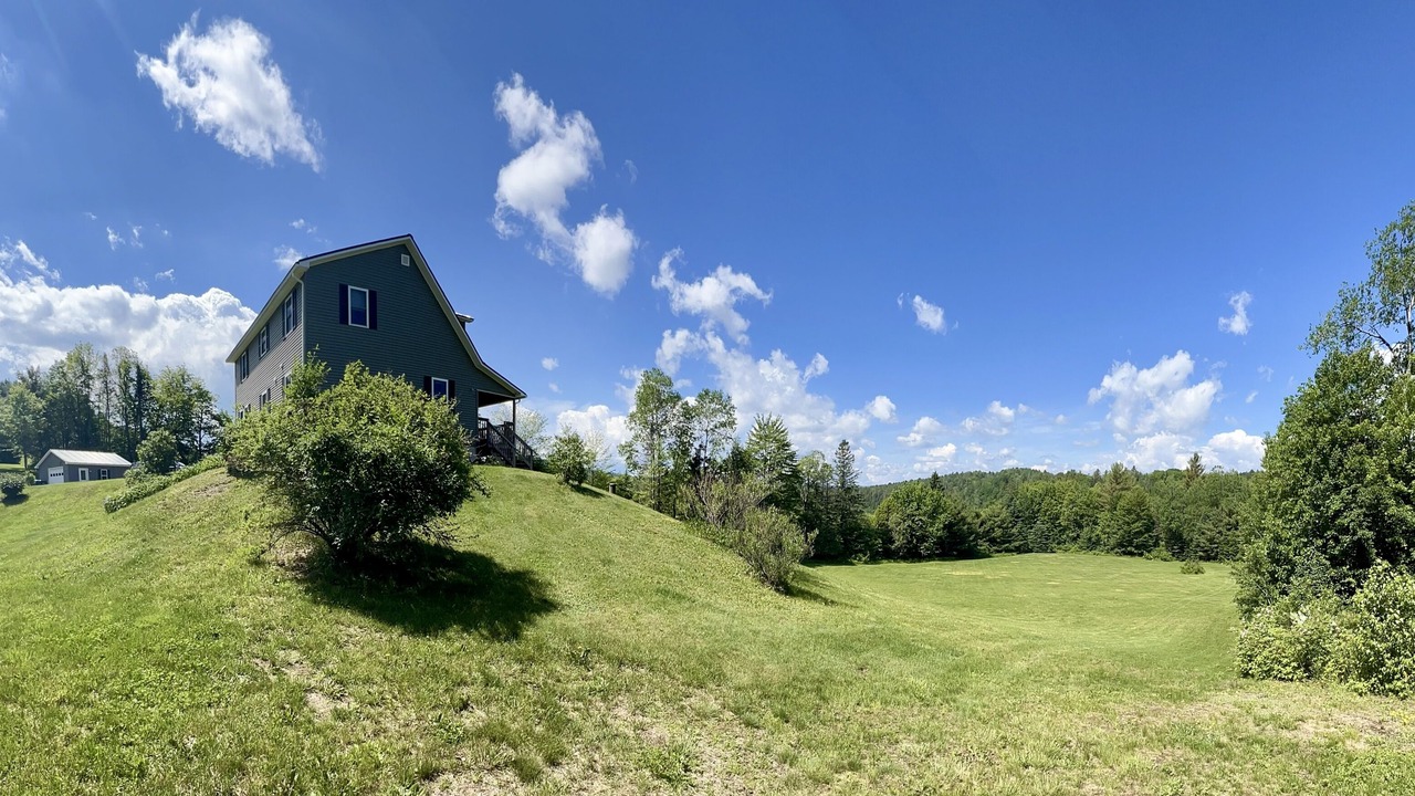 Photo of Others in Lyndon