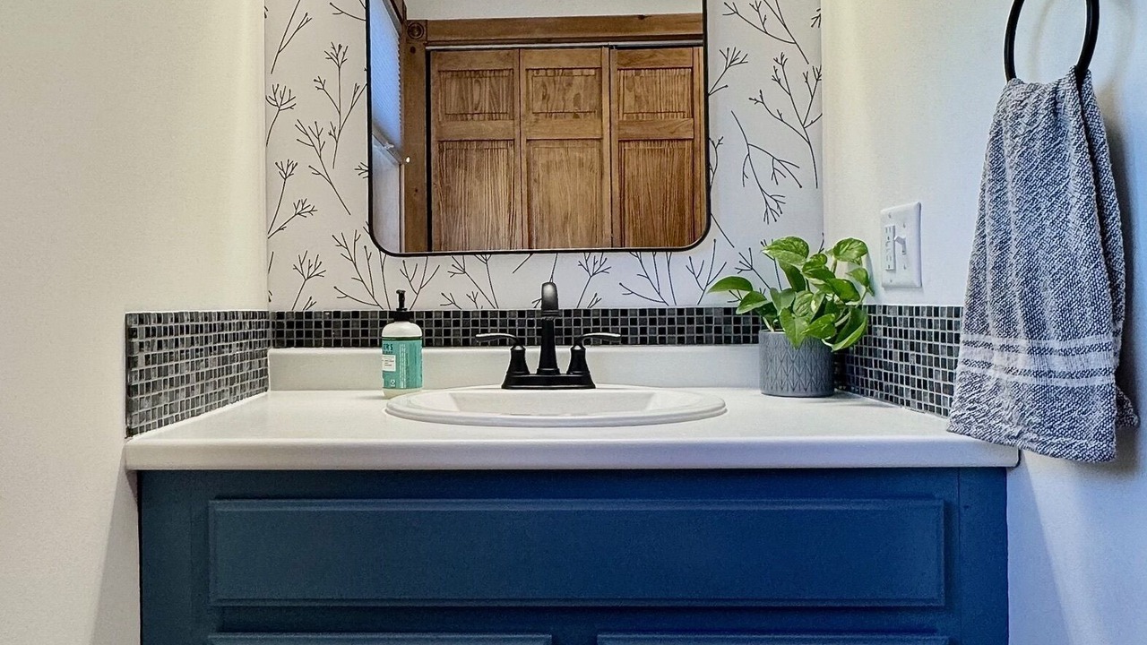 Photo of Others in Lyndon