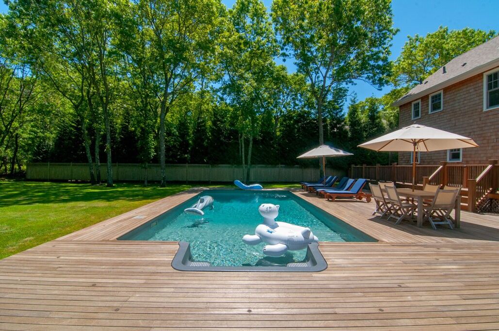 Photo of Outdoor in Wainscott Woods