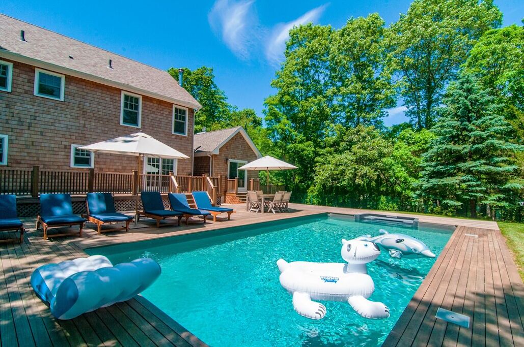 Photo of Outdoor in Wainscott Woods