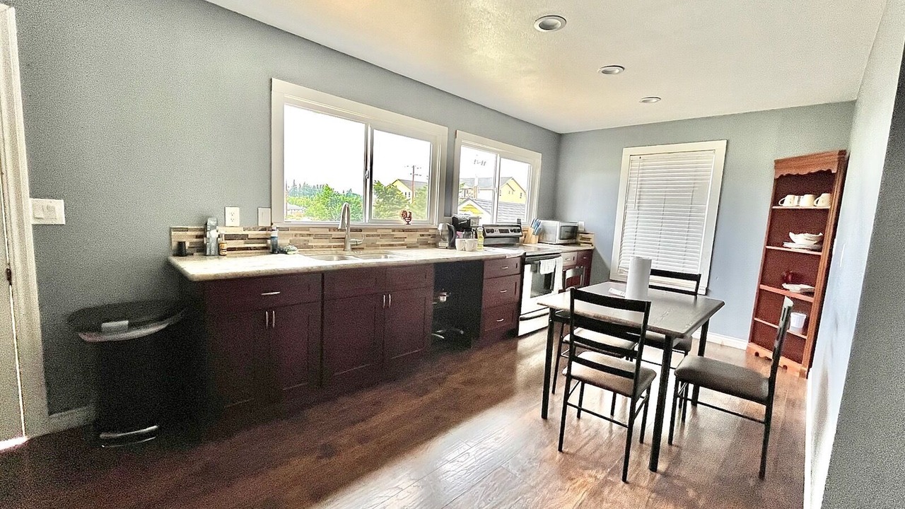 Photo of Others in Stayton