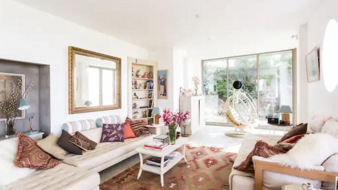 Photo of Livingroom in Portishead