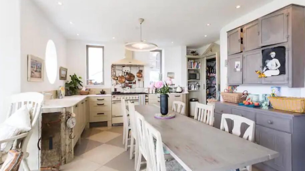 Photo of Kitchen in Portishead