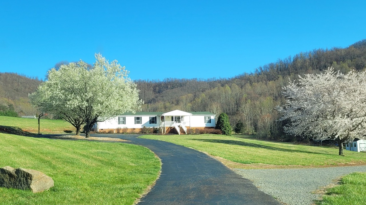 Photo of Outdoor in Lovingston