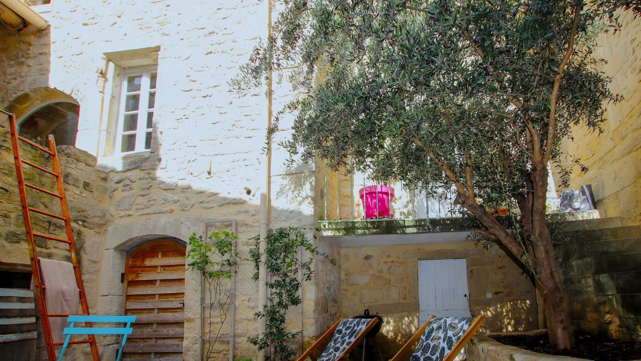 Photo of Outdoor in Saint-Restitut