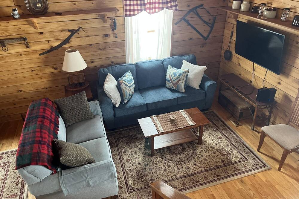 Photo of Livingroom in Geneseo