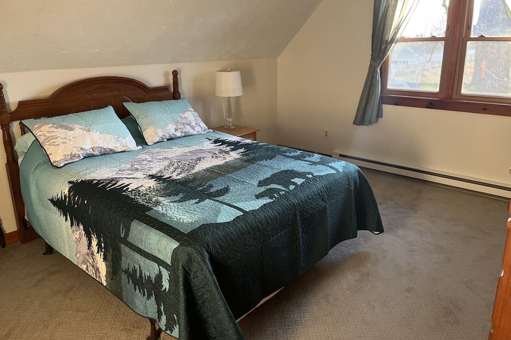 Photo of Bedroom in Geneseo