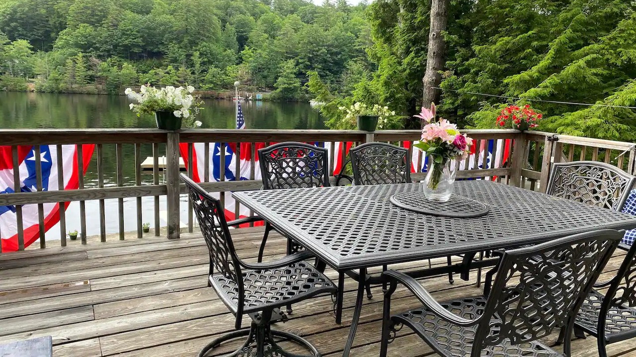 Photo of Outdoor in Weare
