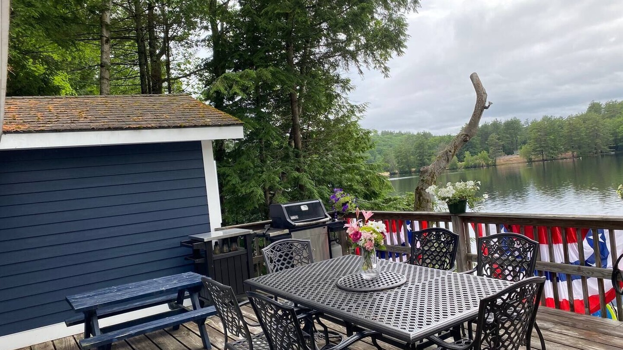 Photo of Outdoor in Weare
