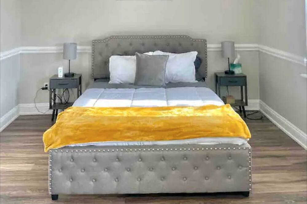 Photo of Bedroom in Downtown