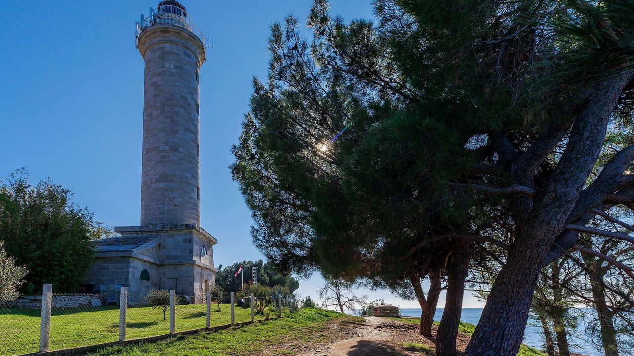 Photo of Outdoor in Basanija