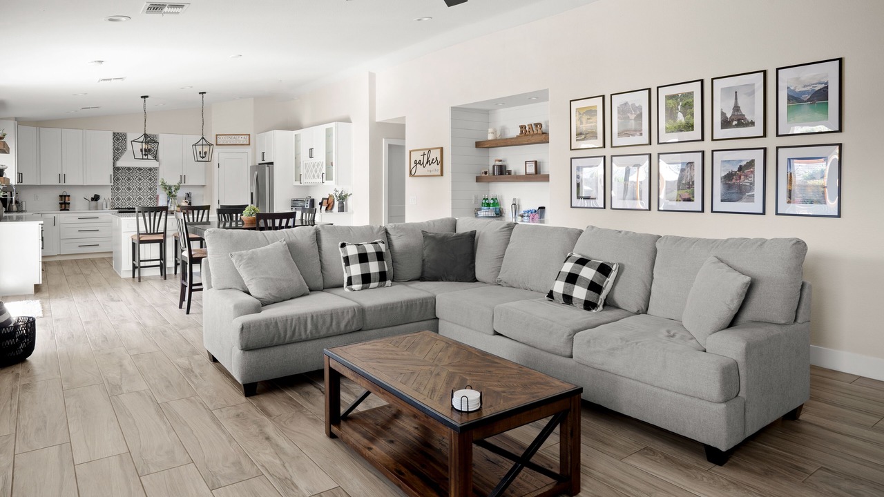 Photo of Livingroom in Trails North