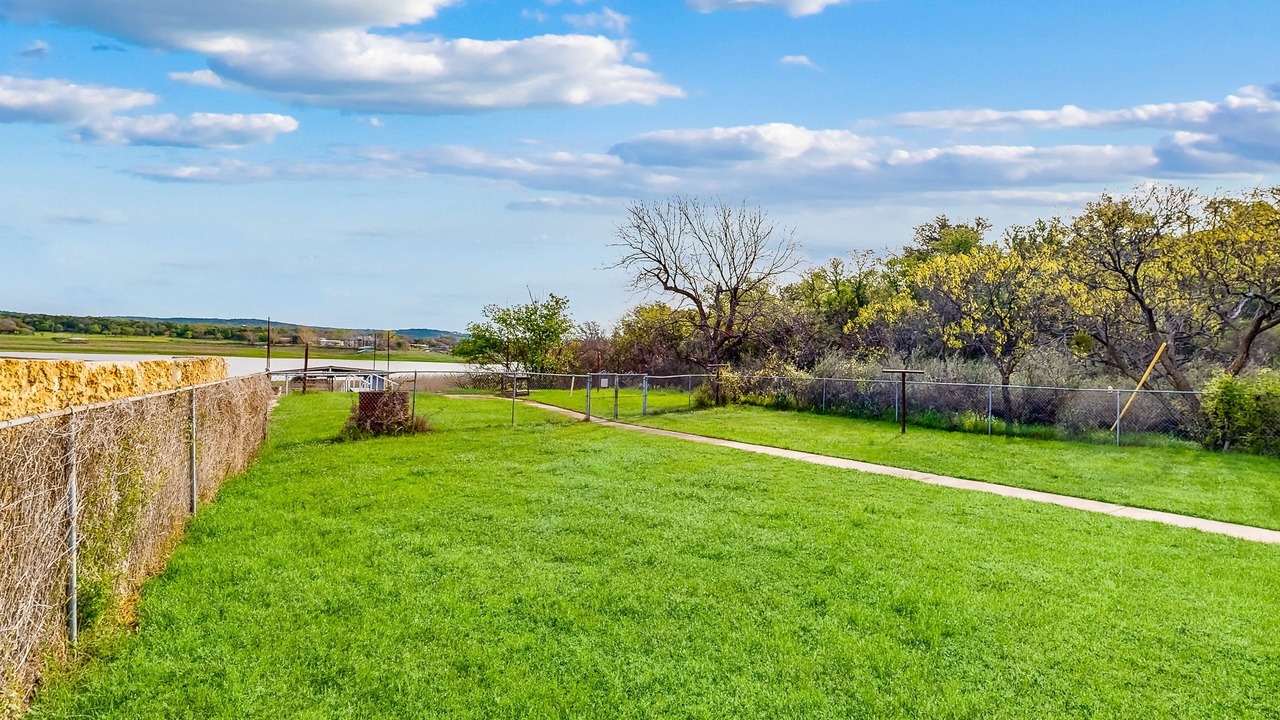 Photo of Others in Tow