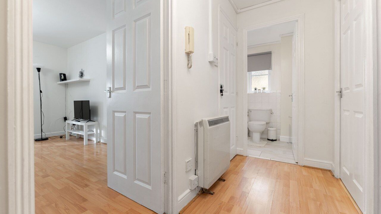 Photo of Others in Wandle Valley