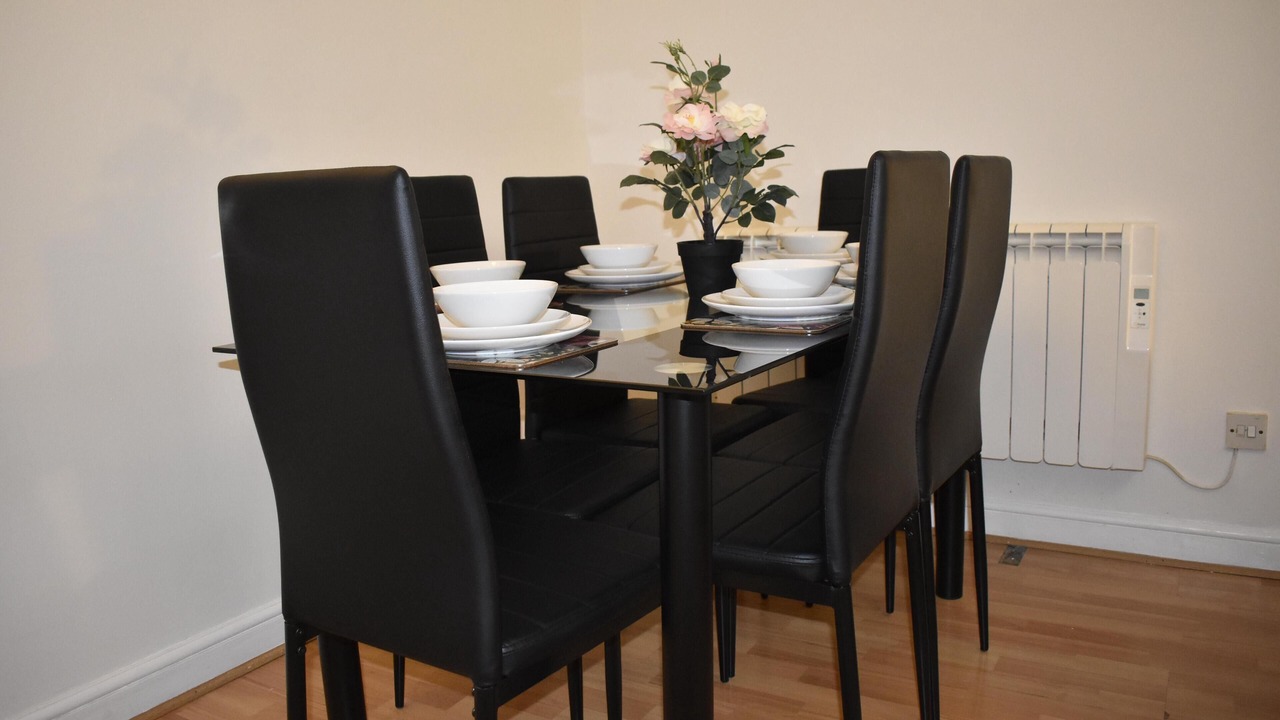 Photo of Others in Wandle Valley