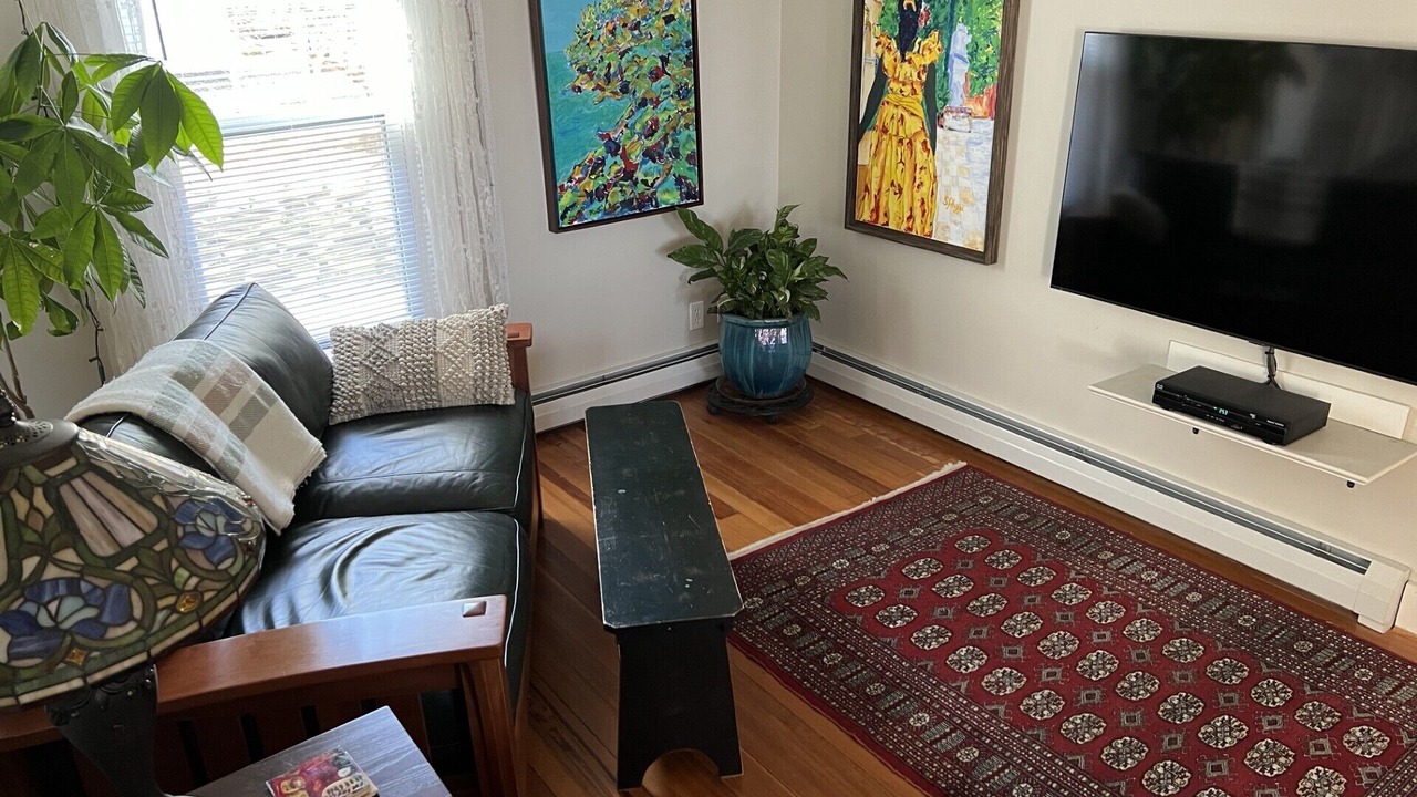 Photo of Livingroom in Falmouth Foreside