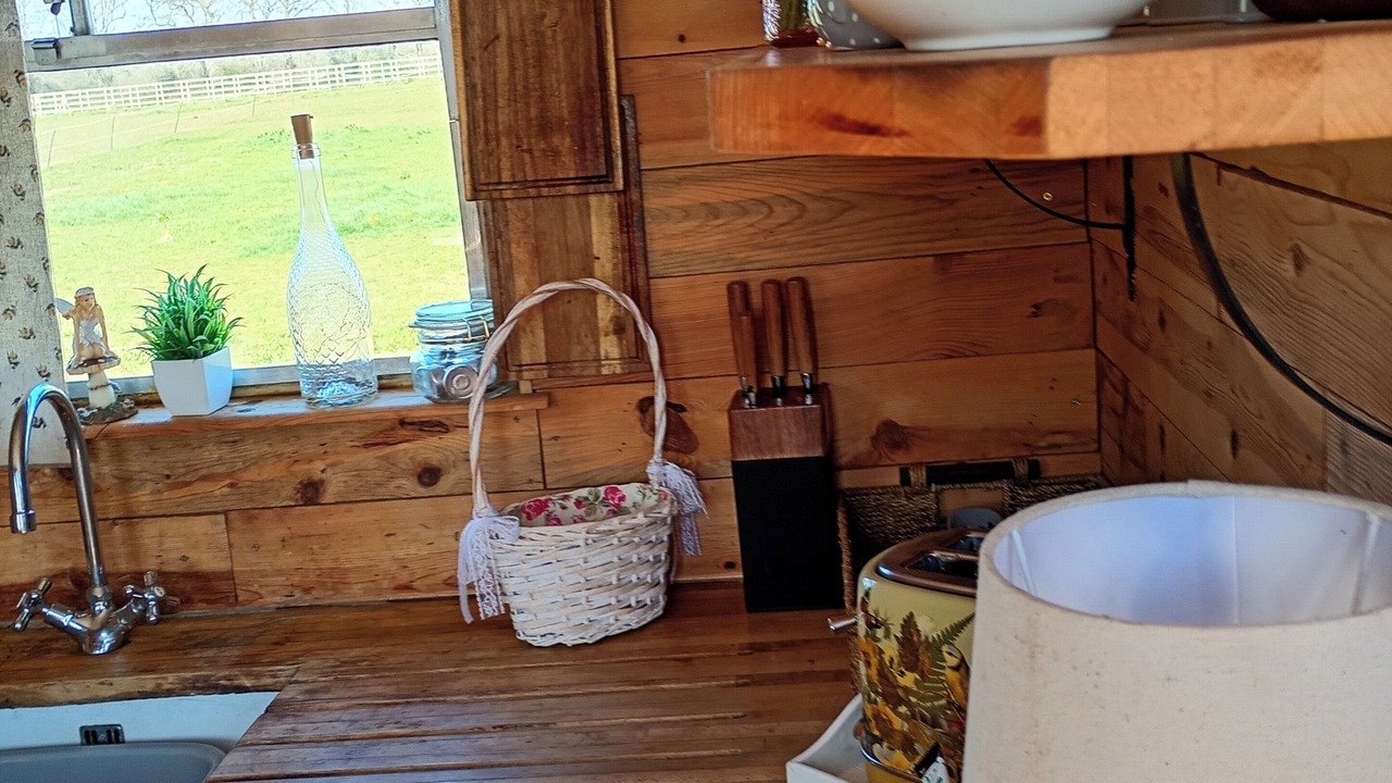 Photo of Others in Oving