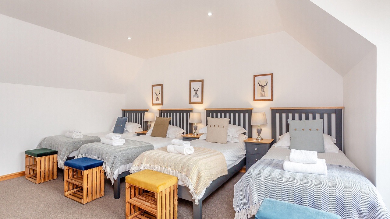 Photo of Others in Newtonmore