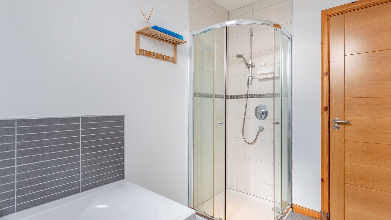 Photo of Others in Newtonmore