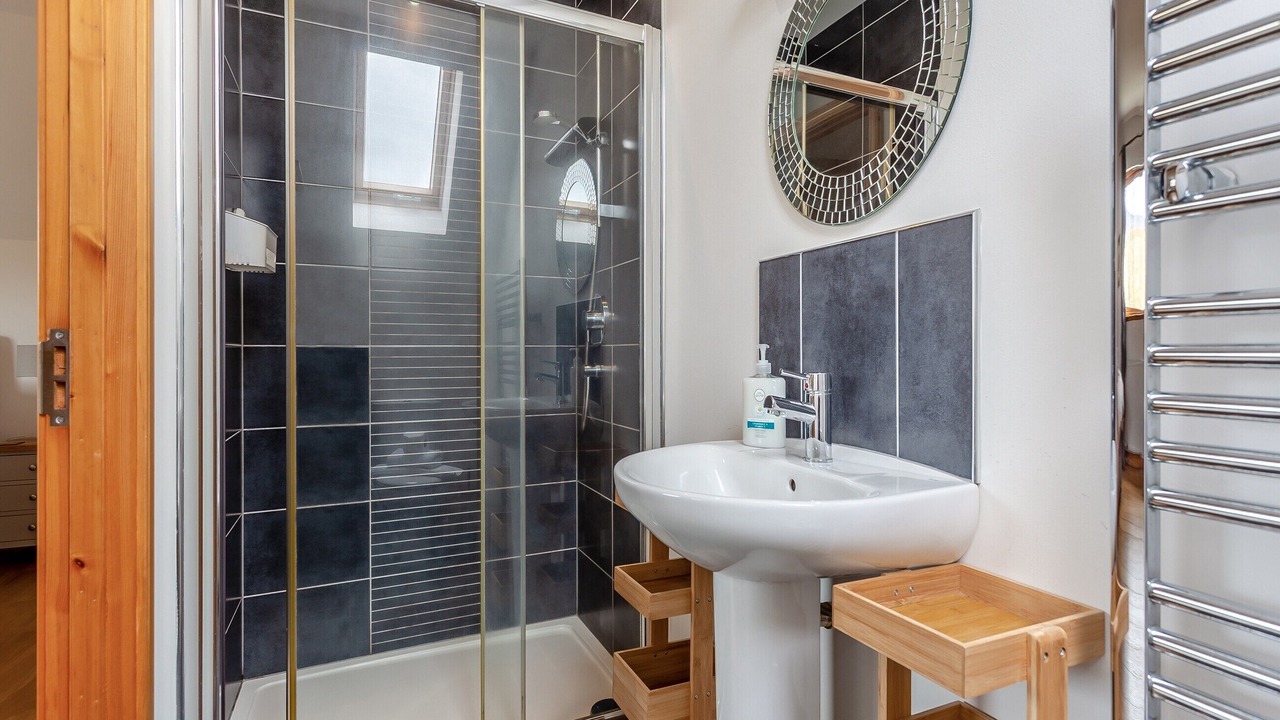 Photo of Others in Newtonmore