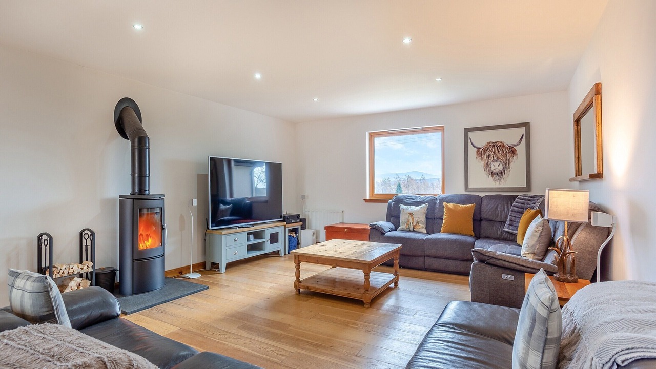 Photo of Others in Newtonmore