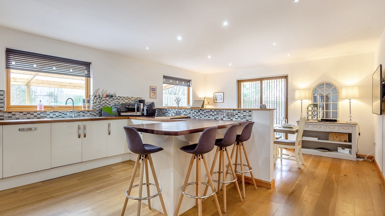 Photo of Others in Newtonmore