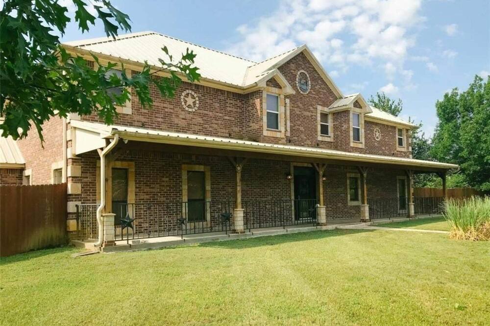 Photo of Outdoor in Sulphur Springs