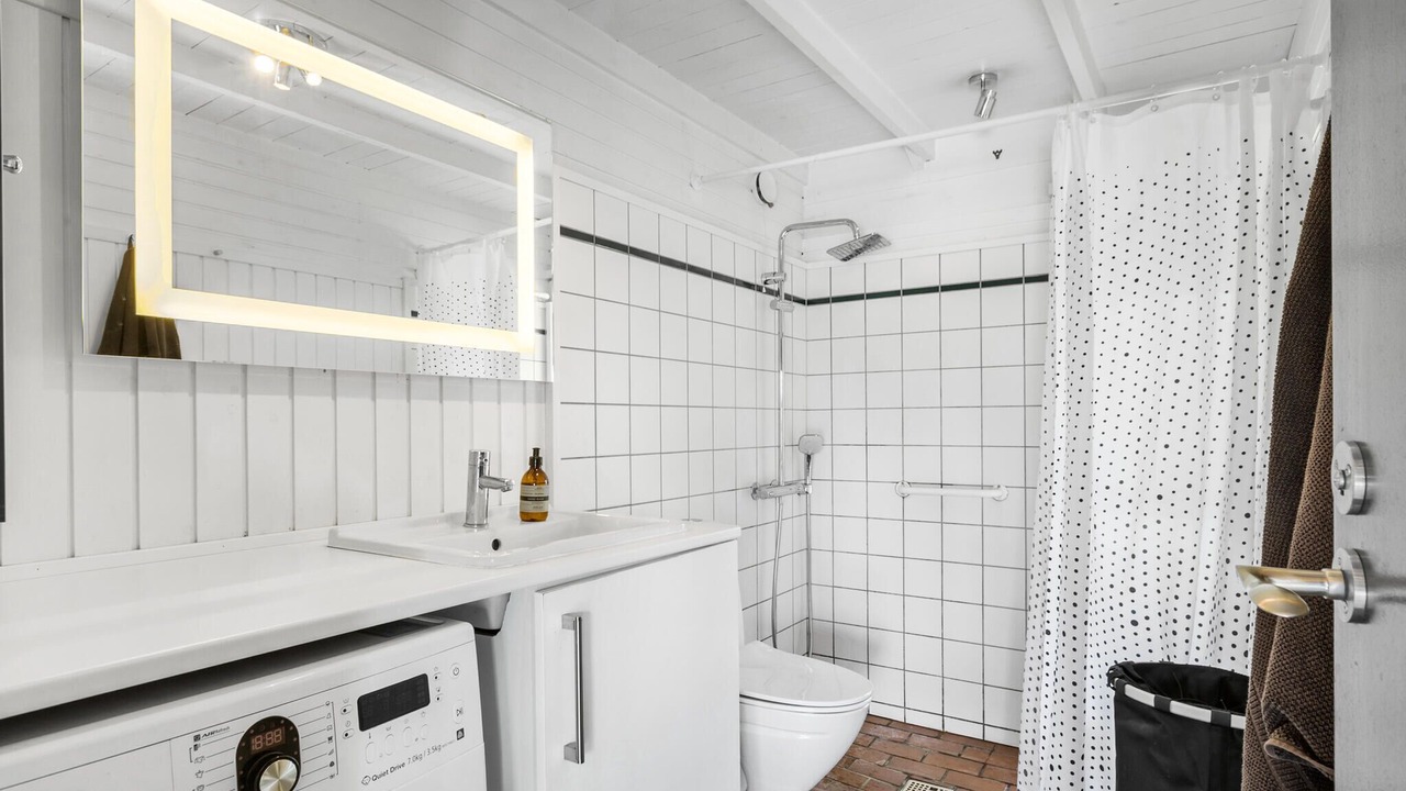 Photo of Bathroom in Tisvildeleje