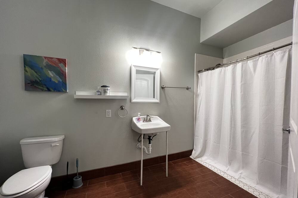 Photo of Bathroom in Five Points