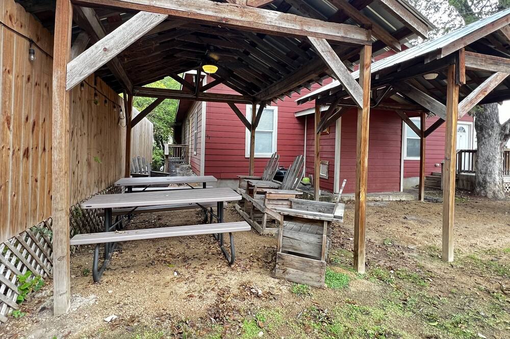 Photo of Outdoor in Five Points