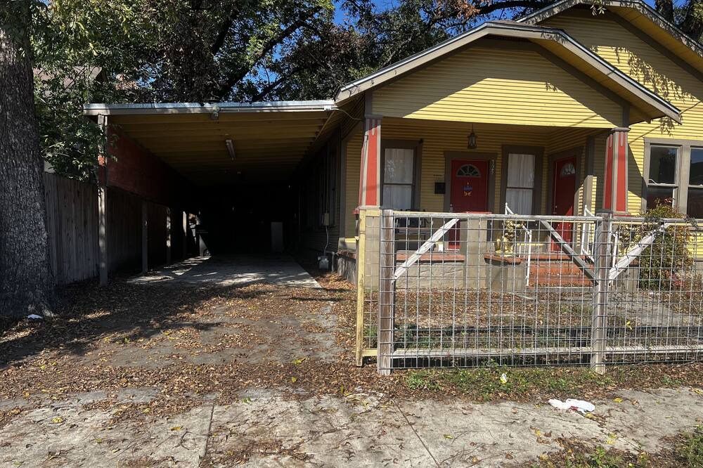 Photo of Outdoor in Five Points