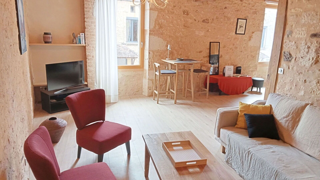 Photo of Livingroom in Lacapelle-Biron