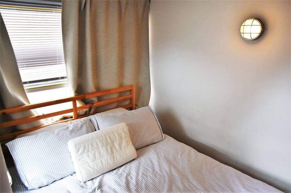 Photo of Bedroom in Church and Wellesley