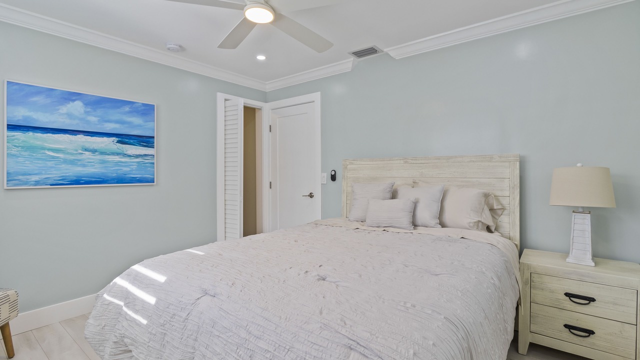 Photo of Others in Lake Ida Shores