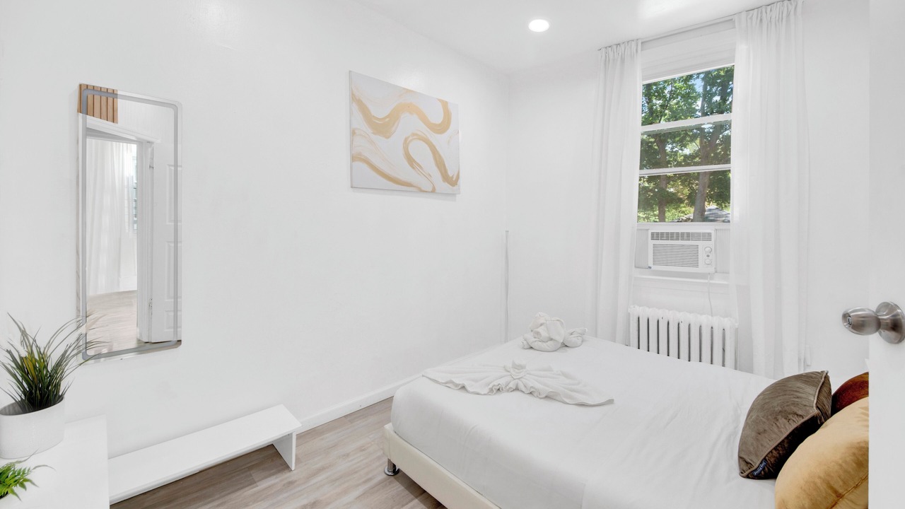 Photo of Bedroom in Southeast Yonkers