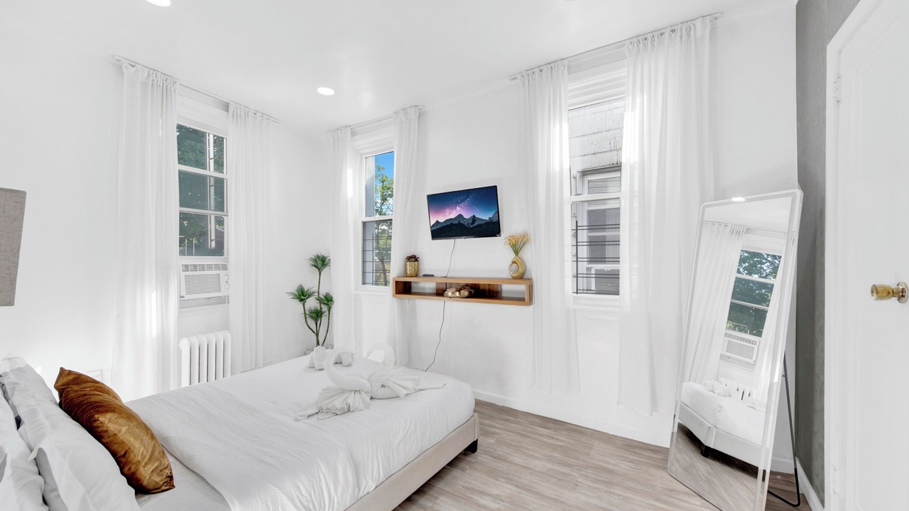 Photo of Bedroom in Southeast Yonkers