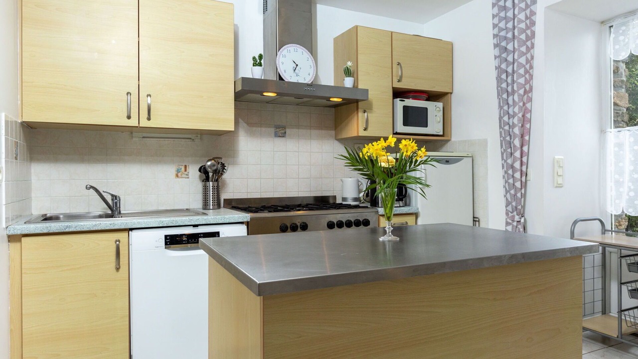 Photo of Kitchen in Saint-Meloir-des-Ondes