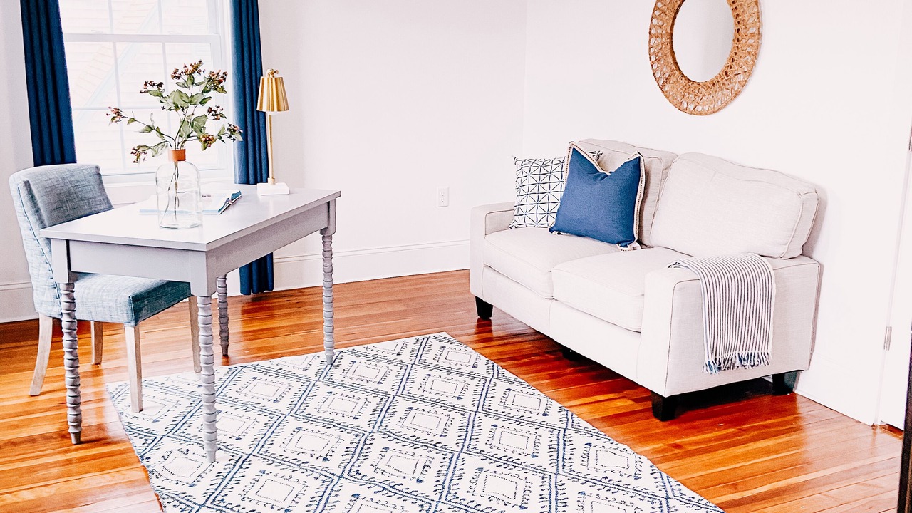 Photo of Livingroom in Minot