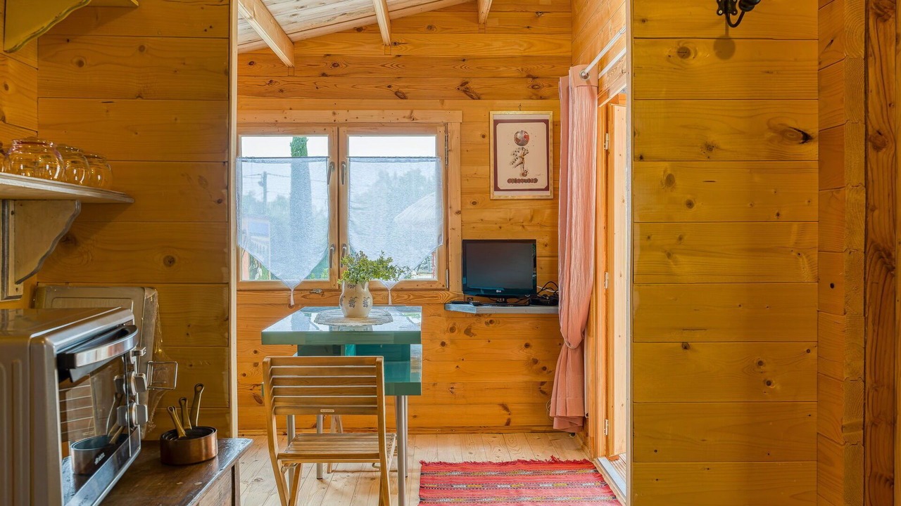Photo of Kitchen in Saint-Laurent-La-Vernede